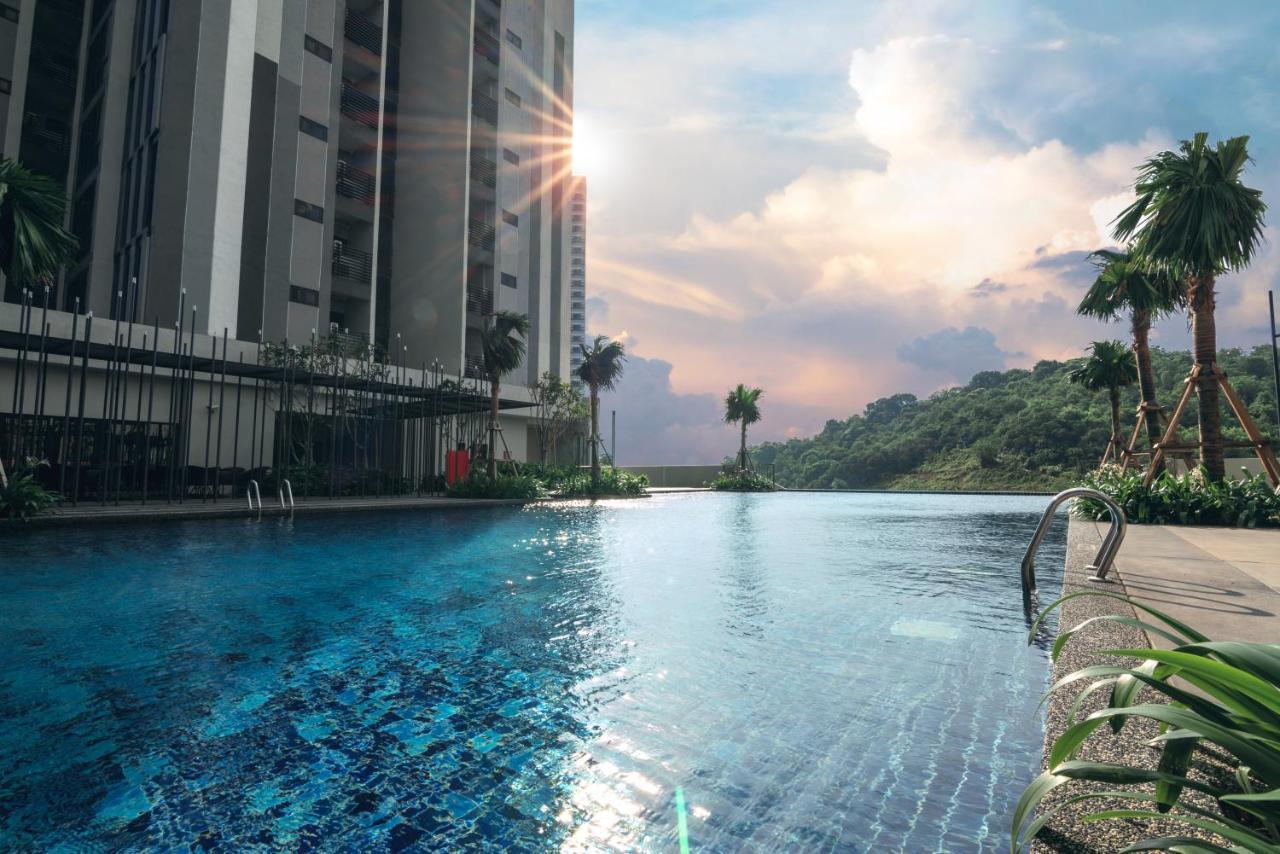 Ramada Meridin Johor Bahru Nusajaya  Exterior photo