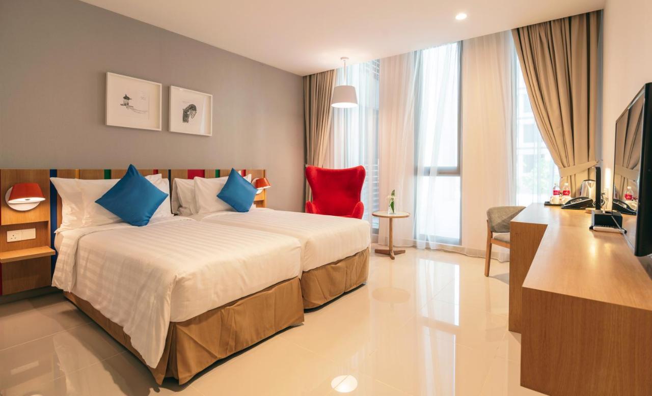 Ramada Meridin Johor Bahru Nusajaya  Exterior photo