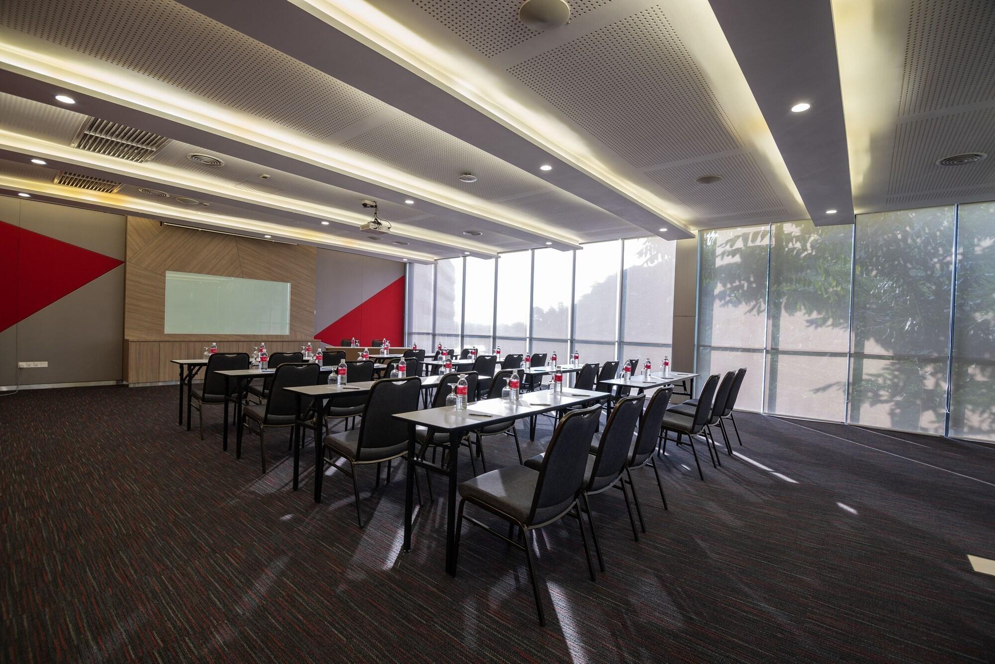 Ramada Meridin Johor Bahru Nusajaya  Exterior photo