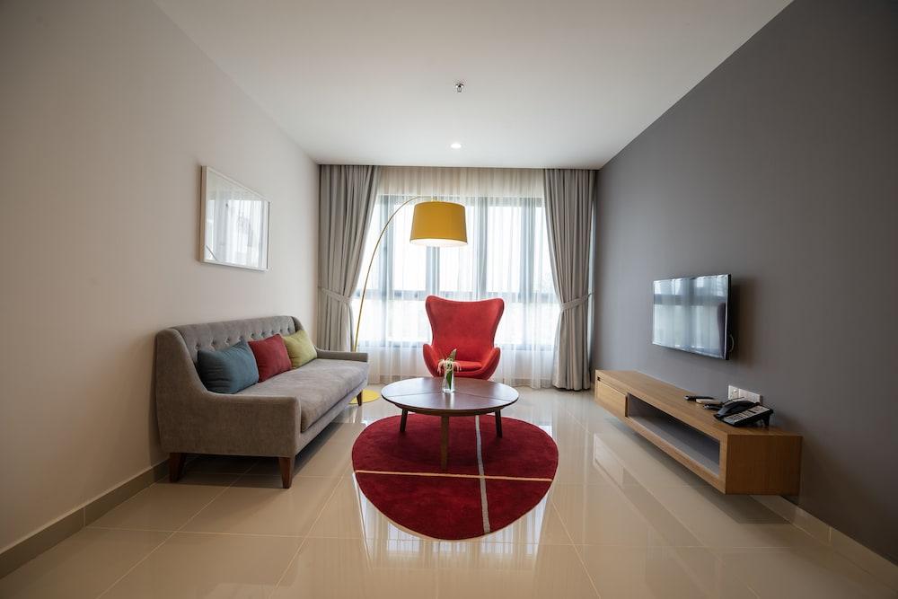 Ramada Meridin Johor Bahru Nusajaya  Exterior photo
